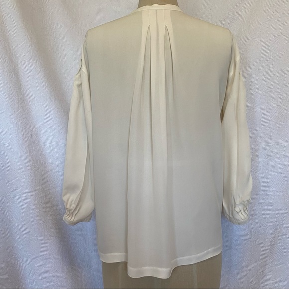 Vince pure silk XS/S ivory pleated blouse long sleeve - Picture 5 of 7